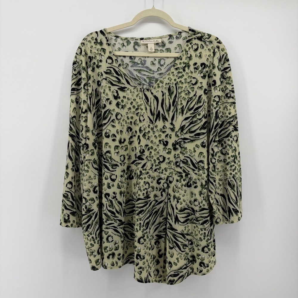 Emaline Womens 3X Green Animal Print V-Neck Ribbed Knit High-Low Blouse Tunic